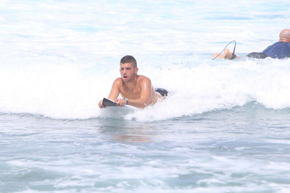 Batuta Maldives Surf View 2* Thulusdhoo