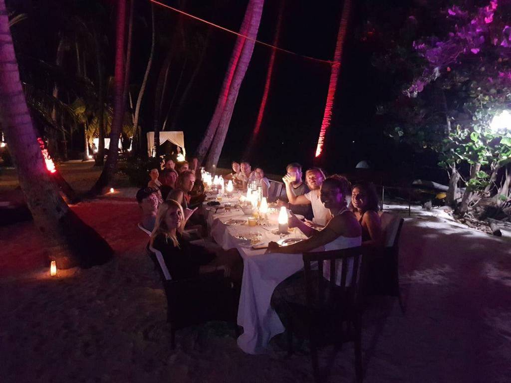 Gasthof Batuta Maldives Surf View Thulusdhoo