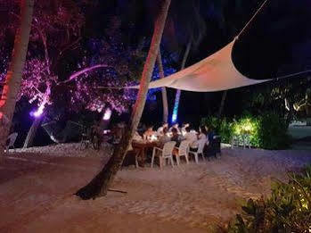 Gasthof Batuta Maldives Surf View