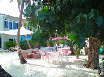 Batuta Maldives Surf View Gasthof Thulusdhoo