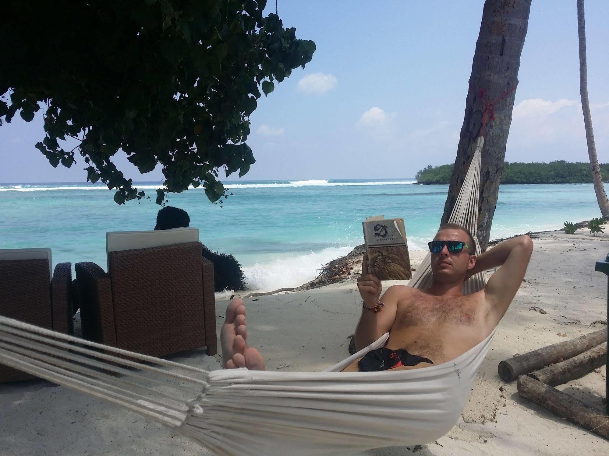 Batuta Maldives Surf View 2*